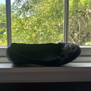 TORY BURCH FLATS GREAT CONDITIONS Size 9